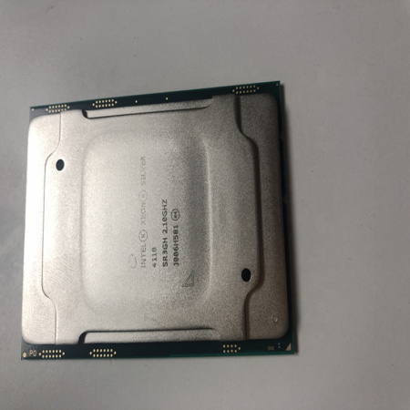 Масштабируемый процессор Intel Xeon Platinum