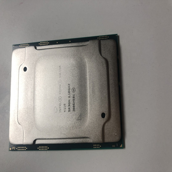 Масштабируемый процессор Intel Xeon Platinum